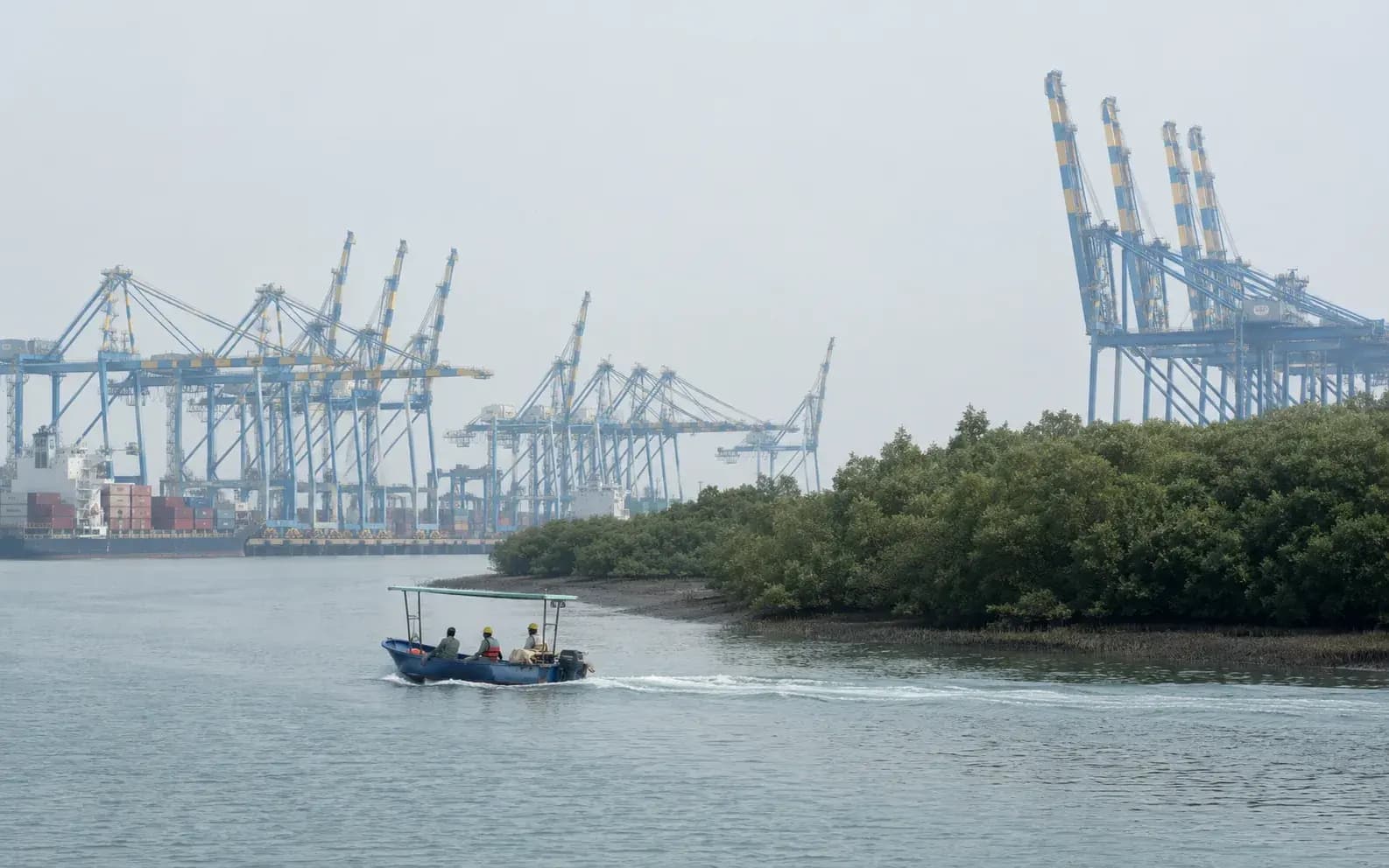 sector port
